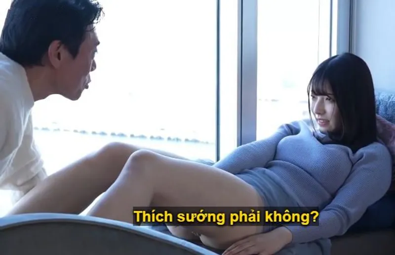 Cuộc chạm trán giữa ông chú và cô diễn viên trẻ lần đầu nhập nghề tại nhà nghỉ sang trọng.