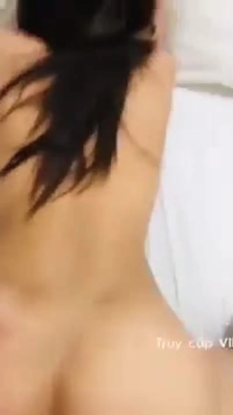 Em dâm lên to khi nắc chym cong